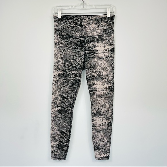 Athleta Women's Printed Elation Glades 7/8 Legging High Waisted Black Taupe M - Picture 5 of 16